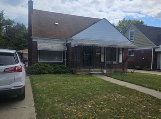 11460 Balfour Rd, Grosse Pointe, MI 48224