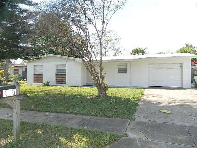 1st image of 490 Eloise Ave