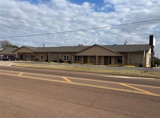 2908 N Park Ln, Altus, OK 73521