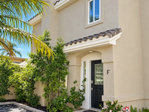2020 Santa Ana Ave, Costa Mesa, CA 92627