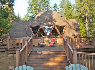 4711 Red Fir Loop, Weed, CA 96094