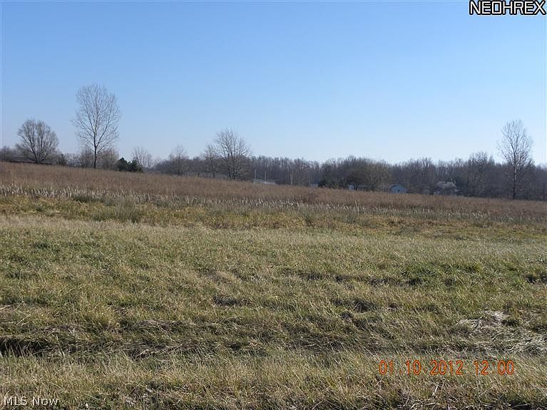 1st image of Moorland Dr