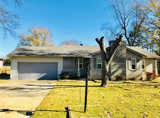 2412 N 53rd St, Fort Smith, AR 72904