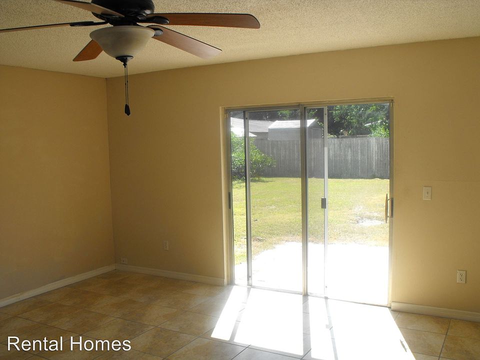 2nd image of 7308 Beacon Pl