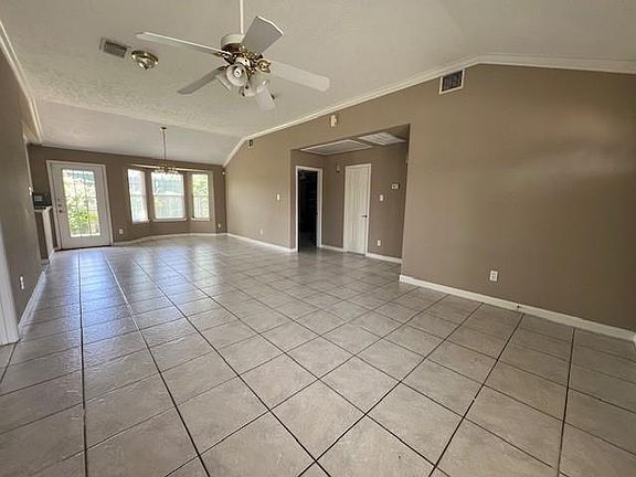 4th image of 9511 Elmview Dr