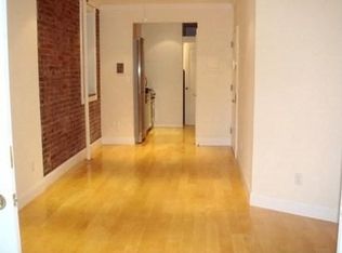 350 W 53rd St APT 2A, New York, NY