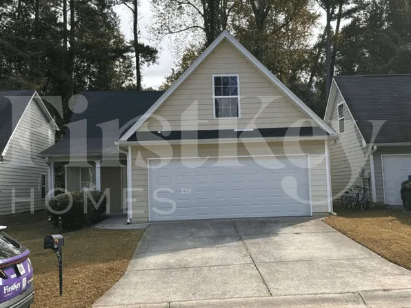 112 Cobblestone Dr, Dallas, GA 30132