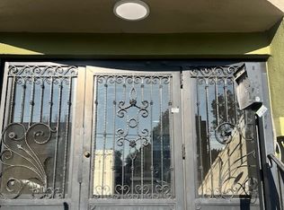 6701 Woodman, Van Nuys, CA 91401