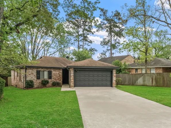 25 Shady Oak Ln, Conroe, TX 77304
