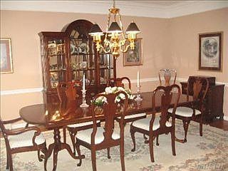 4th image of 23 Wood Hollow Ln