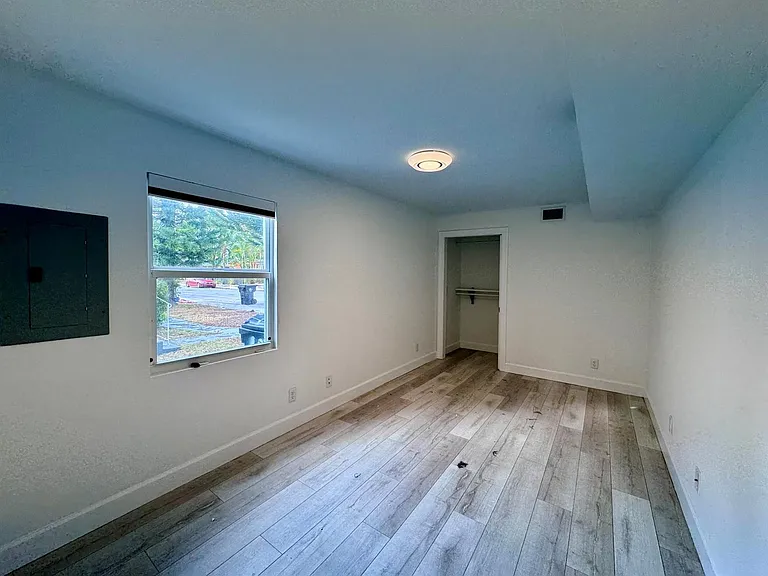 102 S K St #4 — Photo 19