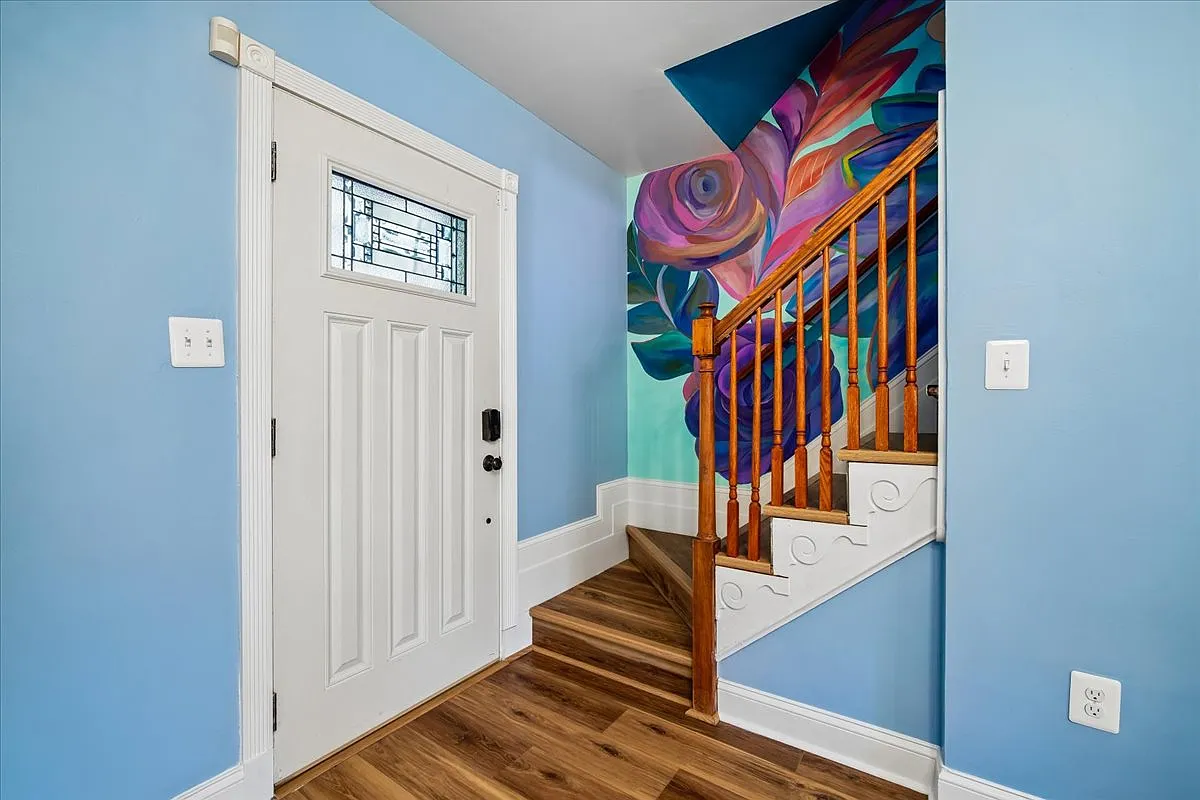 2 bed, 1100 sqft, $3,200 — Photo 4