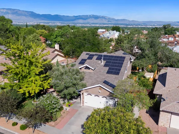 6220 Bridle St NW, Albuquerque, NM 87120