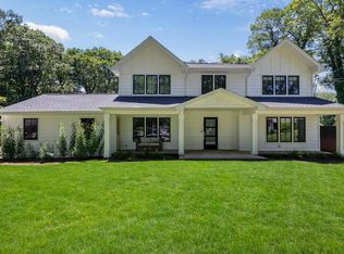 9 Guthrie Ct, East Northport, NY 11731