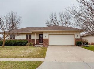 537 NE 5th St, Ankeny, IA 50021