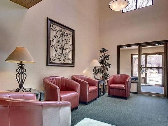 4th image of 4101 Parklawn Ave APT 118