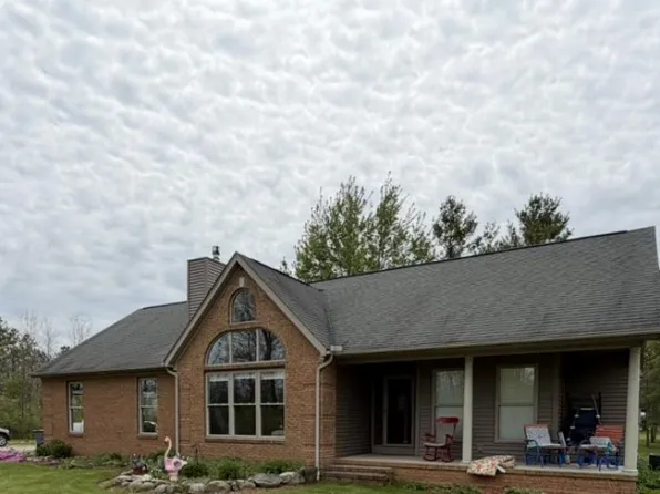 9083 Kelch Rd, Mayville, MI 48744