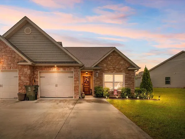 44 Sunset Cove Dr, Rossville, GA 30741