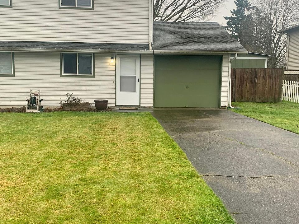 1st image of 1226 12th Ave NW