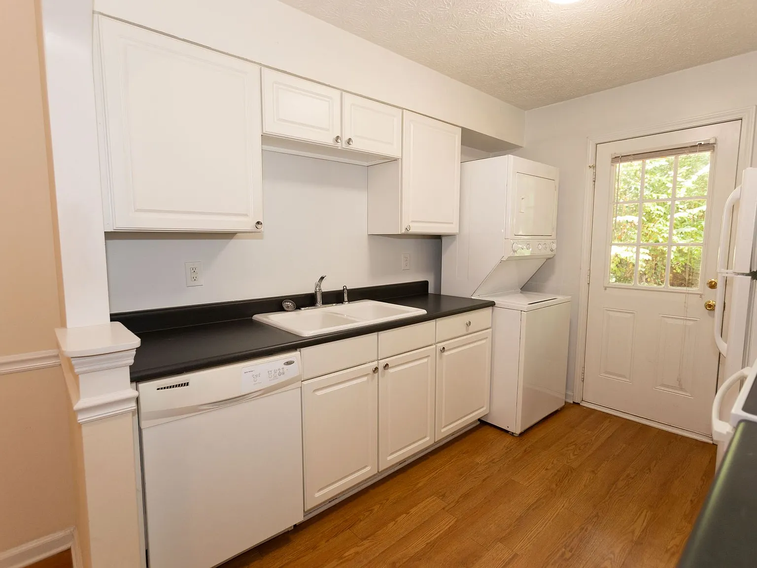 Greenwood Apartments — Photo 3
