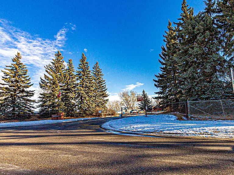 5-3303 Caribou Dr NW #5 — Photo 26
