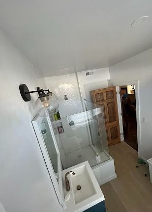4th image of 525 Wyanoke Ave #C