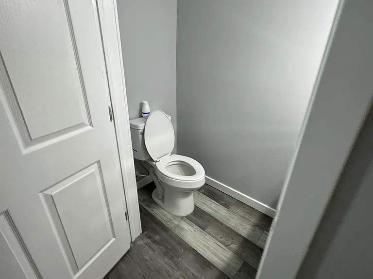 1729 Centre Ave #11 — Photo 11