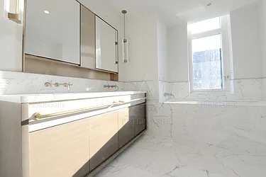 Rented by Peter Ashe