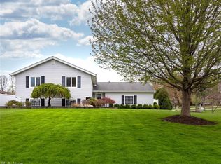 93 Boulder Ridge Pl, Painesville, OH 44077