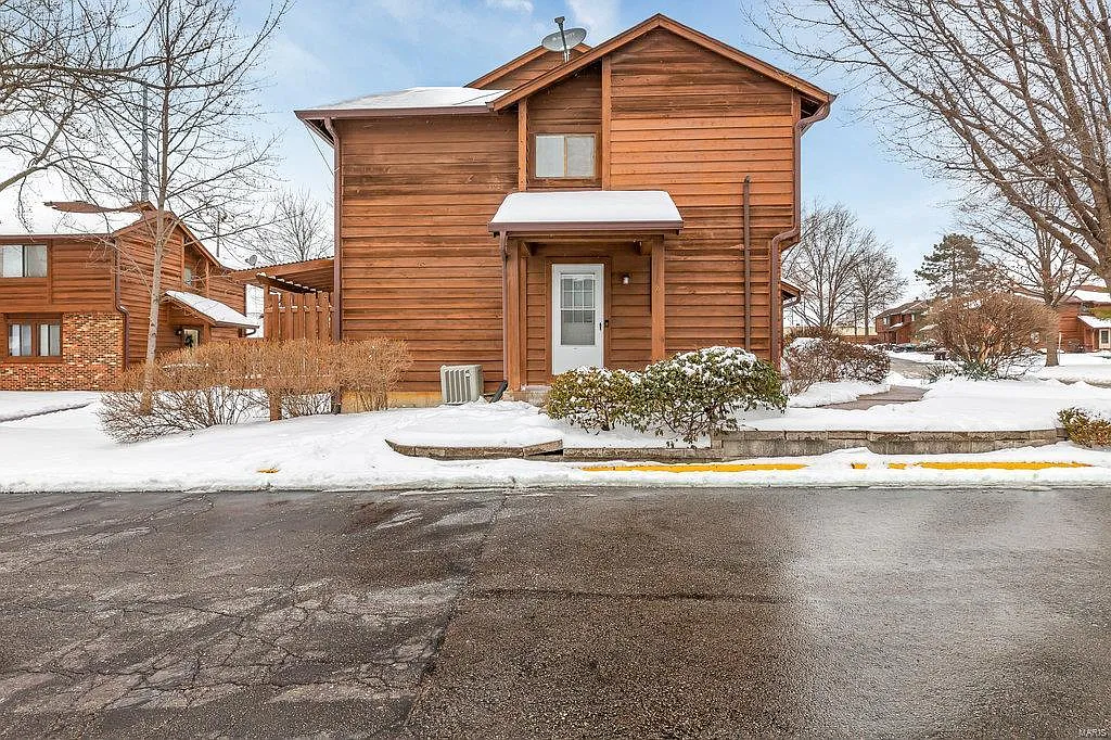 8 Cedar Grove Ct photo 1