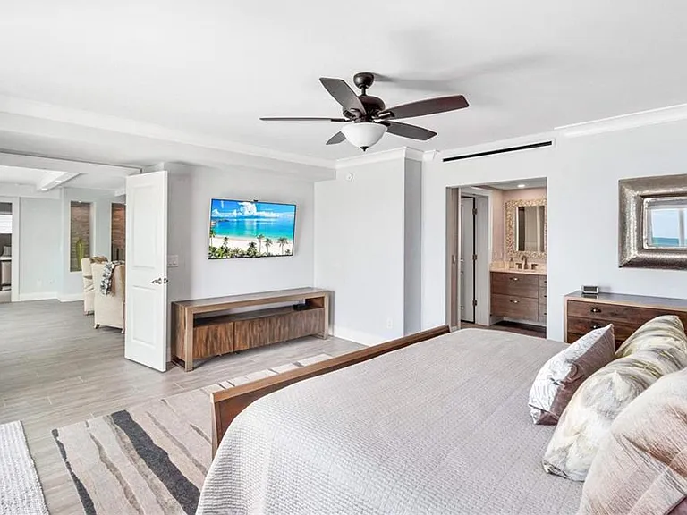 9051 Gulf Shore Dr #Penthouse 3 — Photo 38