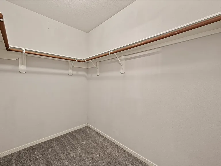 12135 English Brook Cir — Photo 28