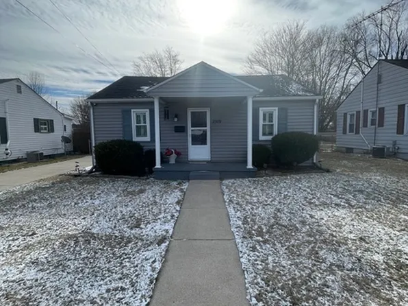 2919 17th St, Columbus, IN 47201