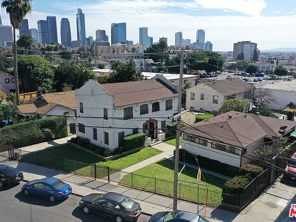 5th image of 1822 Miramar St