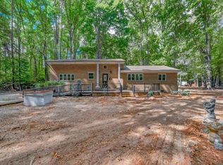 533 Mill Ln, Yorktown, VA 23692