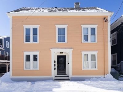 16 Bentley St #3, Salem, MA, 01970
