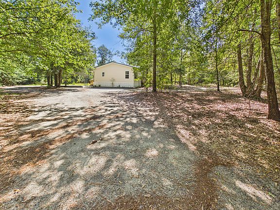 5th image of 1230 Seven Pines Rd