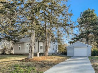 50 Center Rd, Circle Pines, MN 55014