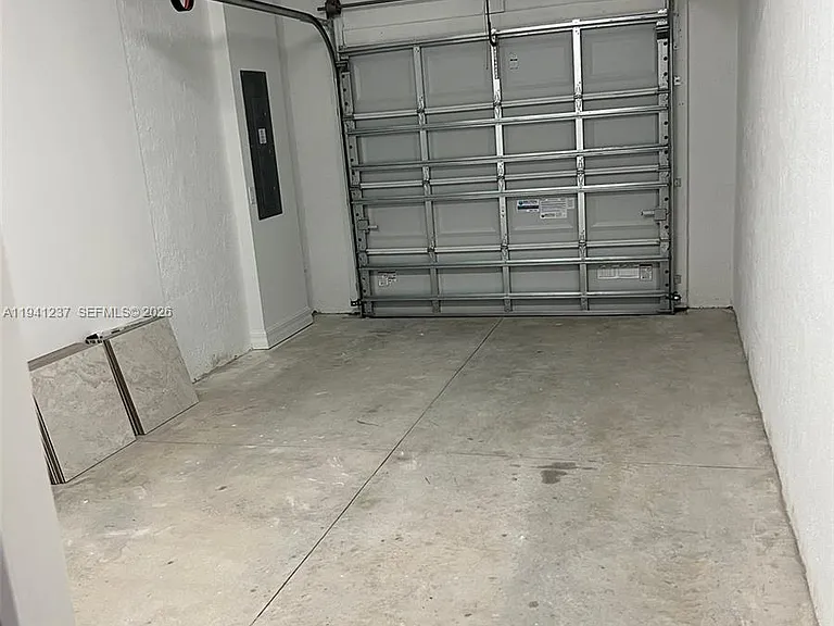 6121 Rancho Ln — Photo 15