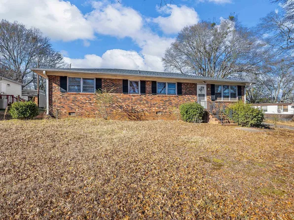 67 Bomar St, Inman, SC 29349