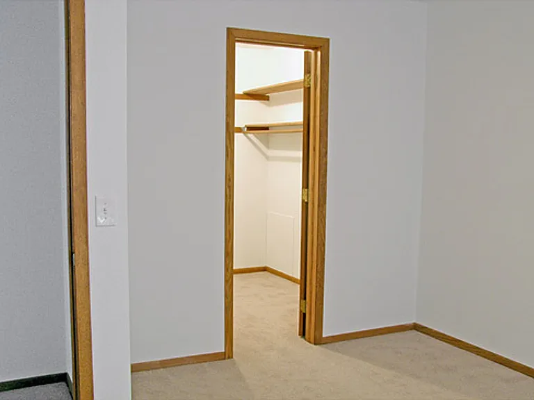 10100 Minnetonka Blvd — Photo 9