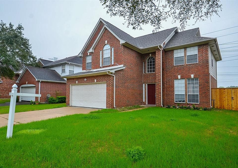 1st image of 12126 Amblewood Dr