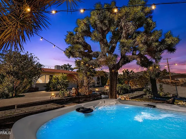 6770 Joshua Ln — Photo 22