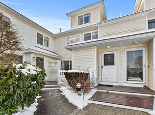 360 Littleton Rd UNIT H15, Chelmsford, MA 01824