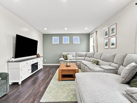 3rd image of 8759 Conestoga Valley Dr