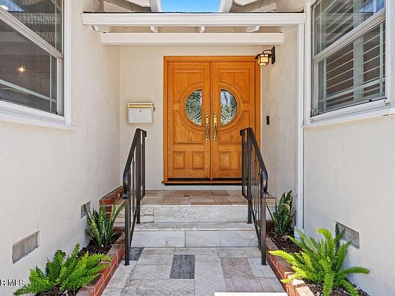 3rd image of 7427 Sausalito Ave