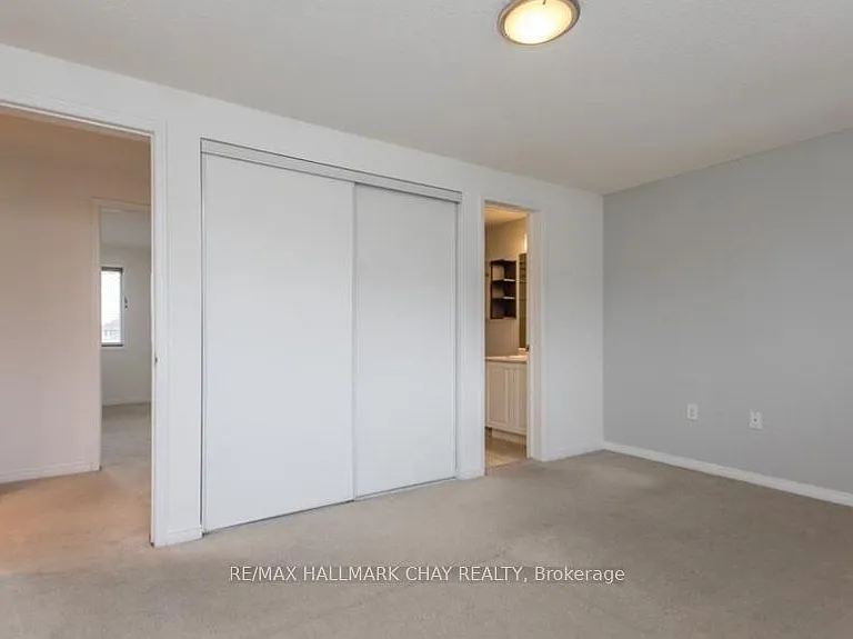 361 Dunsmore Ln — Photo 13