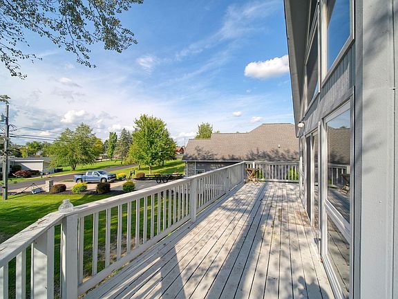 4th image of 169 Riviera Dr