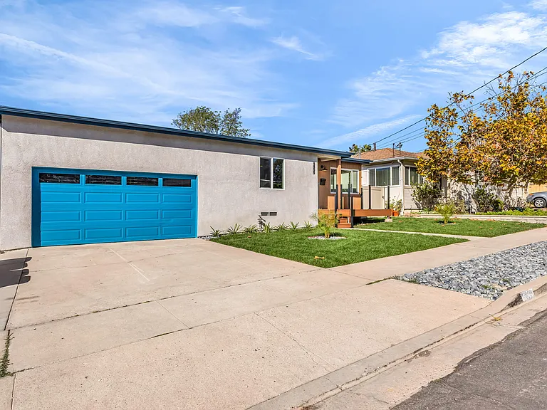 5850 Jan Dr — Photo 2