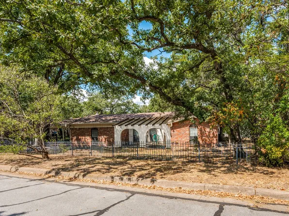 2817 Buffalo Ct, Arlington, TX 76013